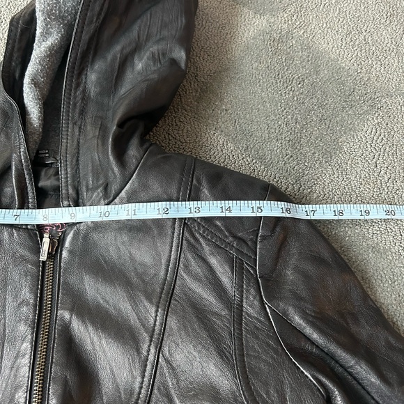 Women's 100% Vintage Leather Jacket - Picture 5 of 7